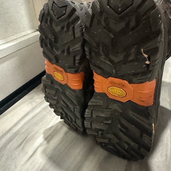 Brown Sturdy Outdoor Boots - Picture 3 of 5